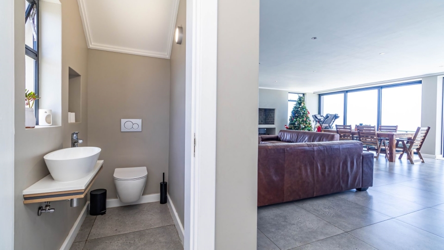 4 Bedroom Property for Sale in Le Grand Golf Estate Western Cape